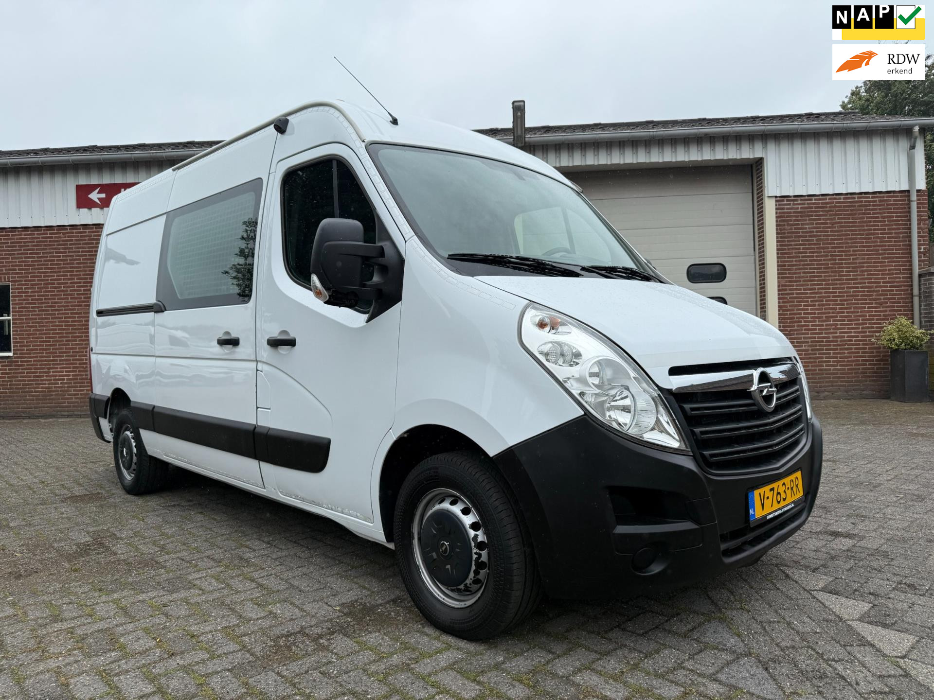 42975011-28.jpg