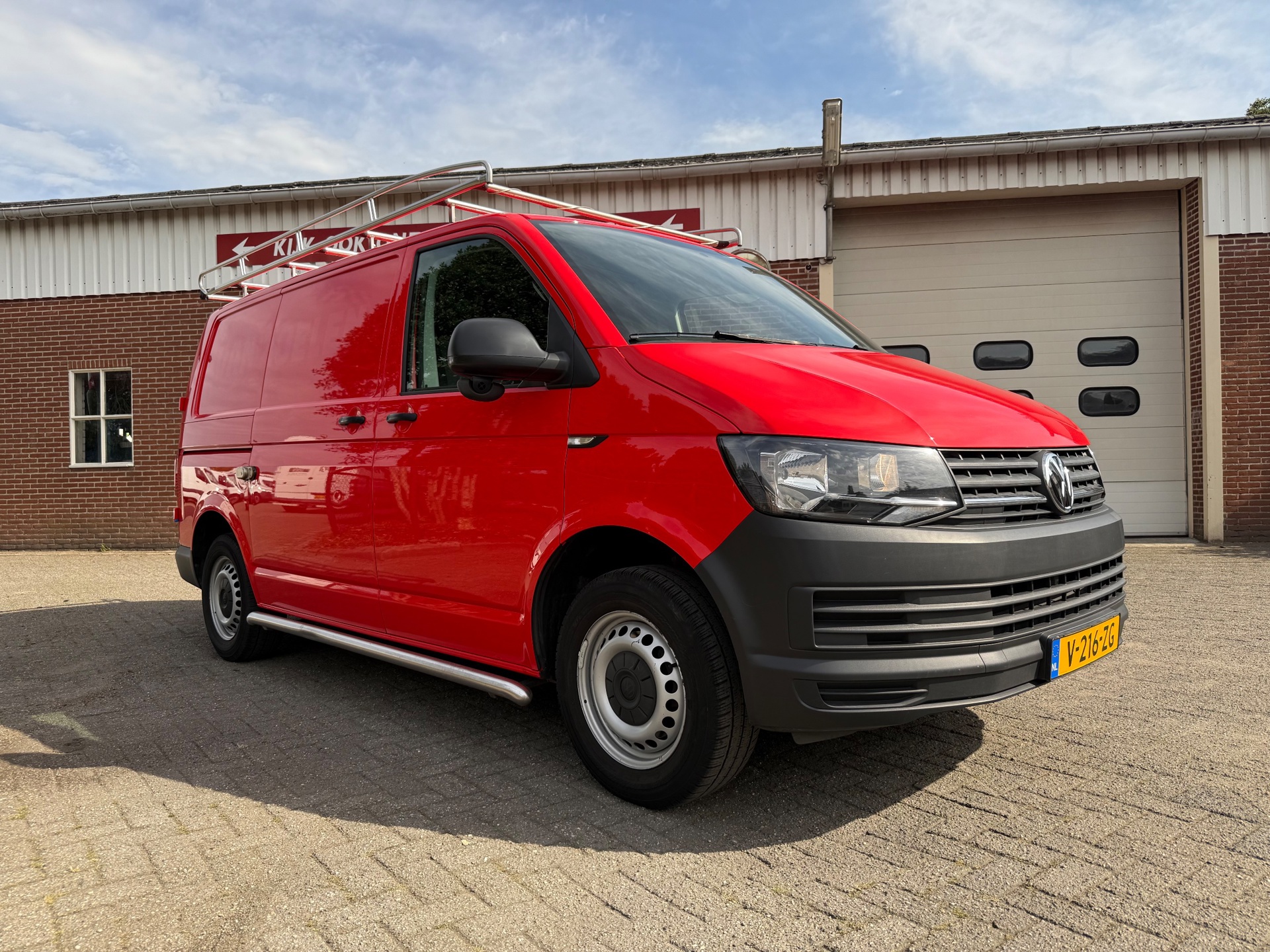 55450759-24.jpg